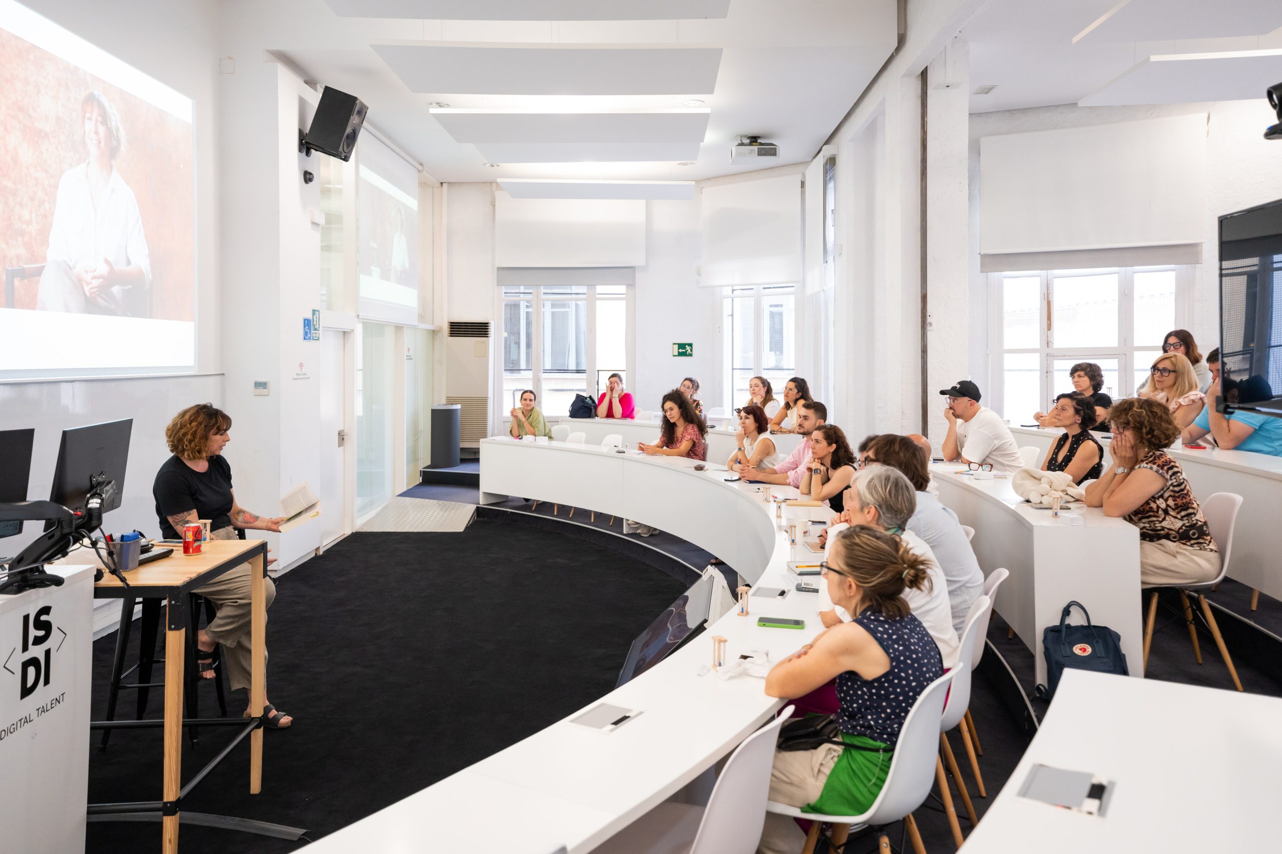 Curso de pensamiento crítico en Madrid